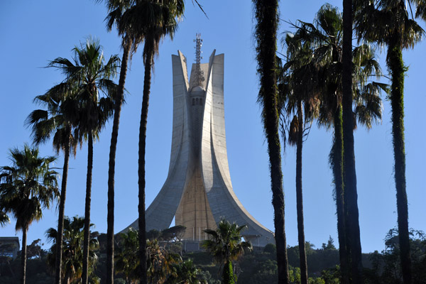 Martyrs Monument between the palm trees, Algiers