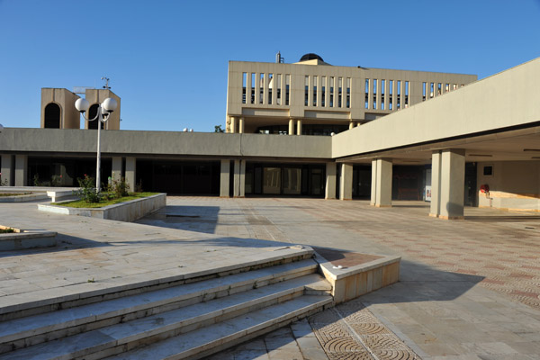 Plaza between the Sofitel and the National Library, Algiers