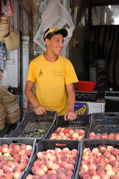Peach vendor, Tlemcen market
