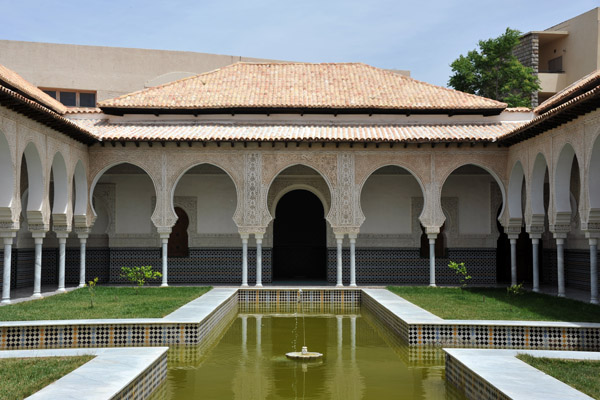 Courtyard and fountain of the Mechouar Palace