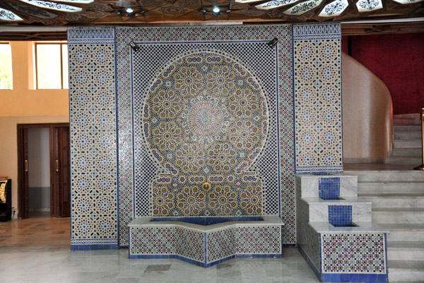 Fountain in the lobby, Htel Les Zianides, Tlemcen