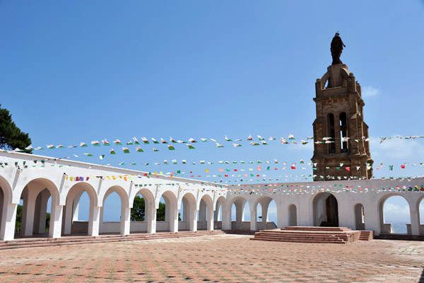 Courtyard, Church of Santa Cruz
