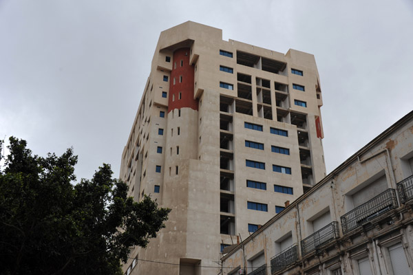 Concrete high rise, central Oran