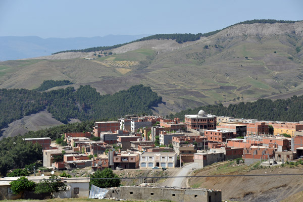 The modern town of Djmila
