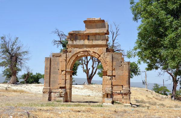 Remains of a triumphal arch at Markuna, ancient Verecunda