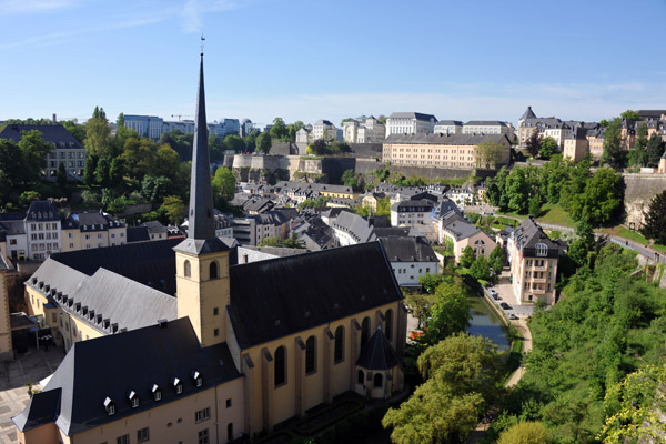 Lower Town with glise Saint-Jean-du-Grund, Rue Mnster, Luxembourg