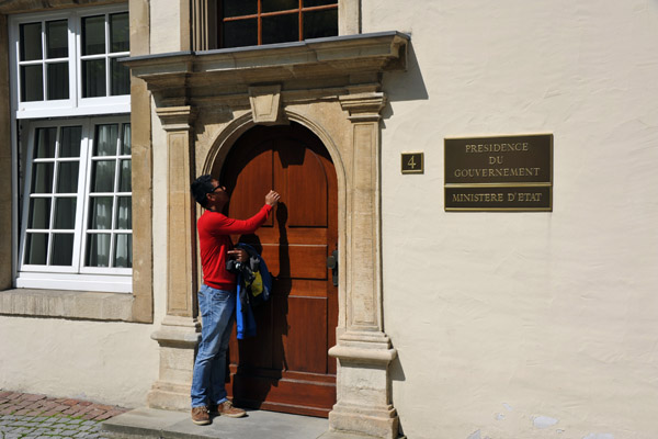 Knocking on the President's door, Luxembourg