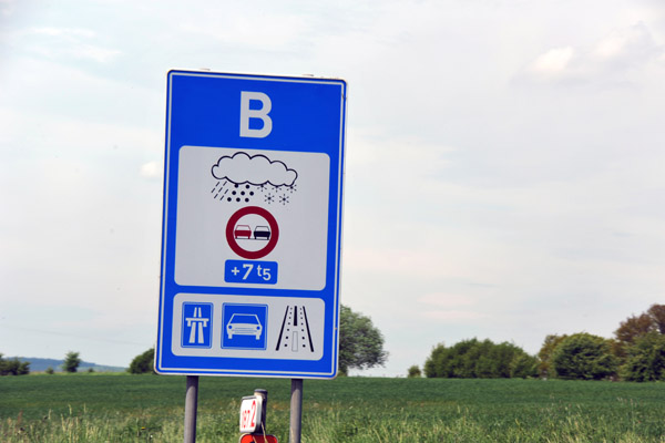 Roadsign entering Belgium