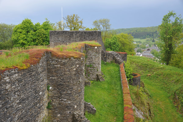 Herbeumont Castle