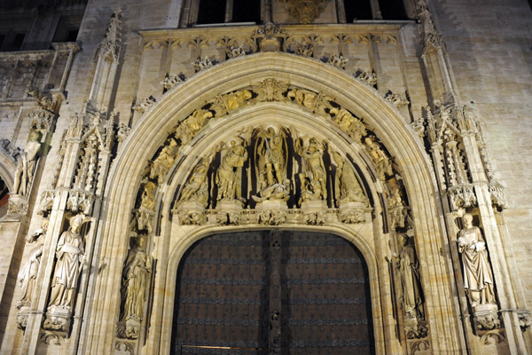Main door of the Htel de Ville, Brussels