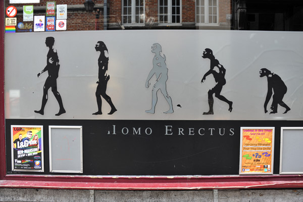 L'Homo Erectus, Rue du March au Charbon (Kohlenmarkt)