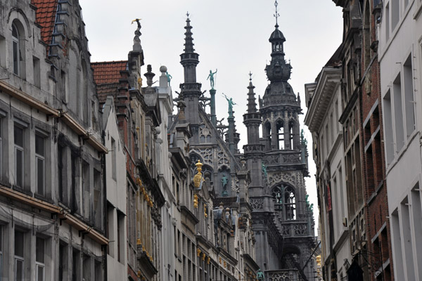 Rue au Beurre leading to the Grand Place, Brussels