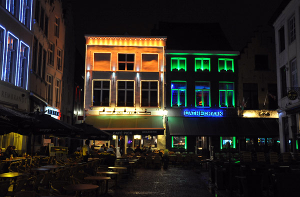 Eiermarkt at night, Brugge