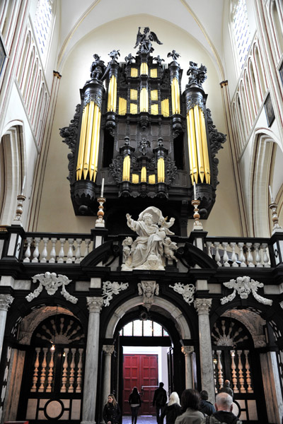 Organ and rood screen, Sint-Salvatorskathedraal, Brugge