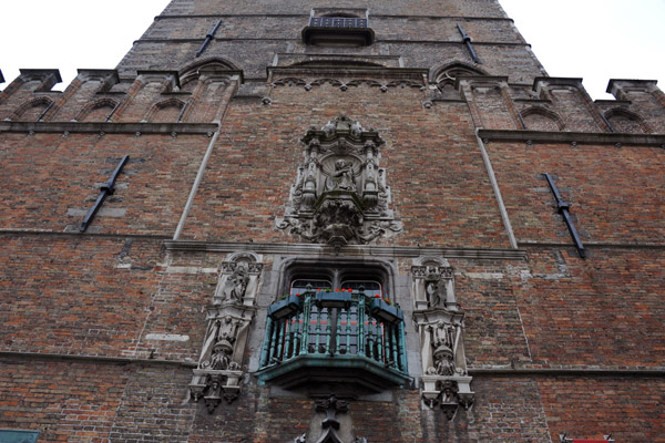 Belfry of Bruges (Belfort), Market Square