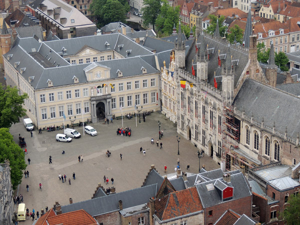De Burg Square with the Bruges City Hall from the Belfort