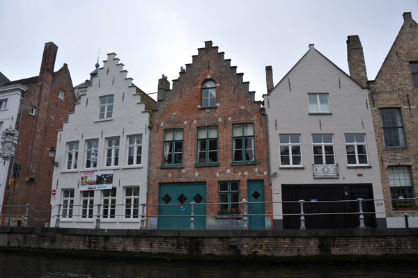 Verversdijk 21, Brugge