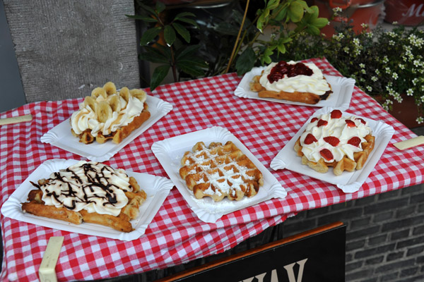 An assortment of Belgian Waffles, Wijngaardstraat 21, Bruges