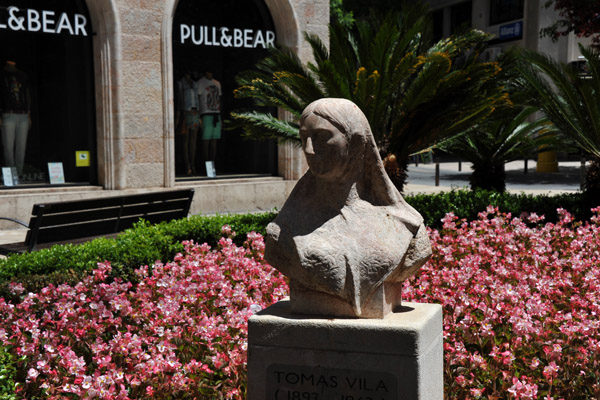 Tomás Vila (1893-1963), Plaça de la Mare de Dés de la Salut