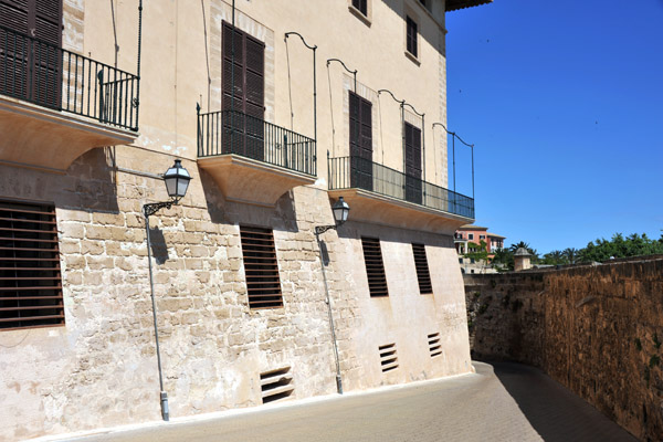 Passeig Dalt Murada inside the old city walls, Palma