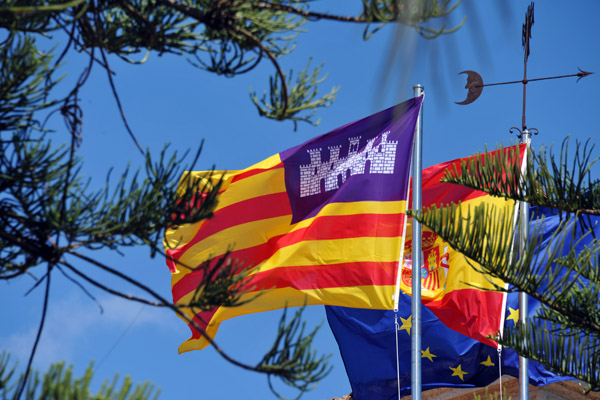 Flag of the Autonomous Community of the Balearic Islands