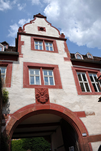 Gate to the Stadtschloß, Klingenberg
