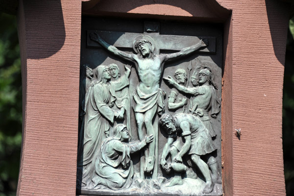 Jesus dies on the Cross