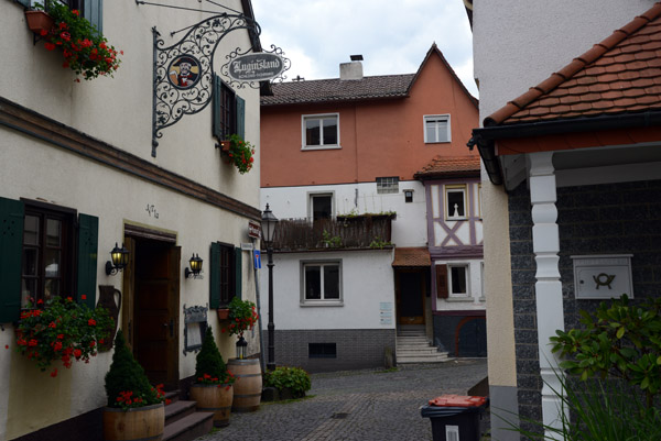 Luginsland Schloss-Schnke, Steinheim