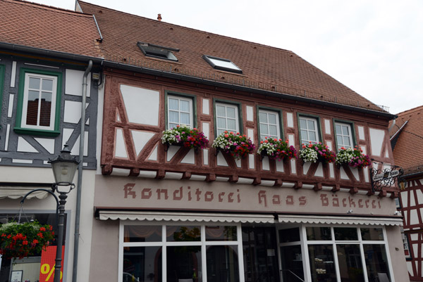 Haas Konditorei-Bckerei, Aschaffenburger Strae, Seligenstadt