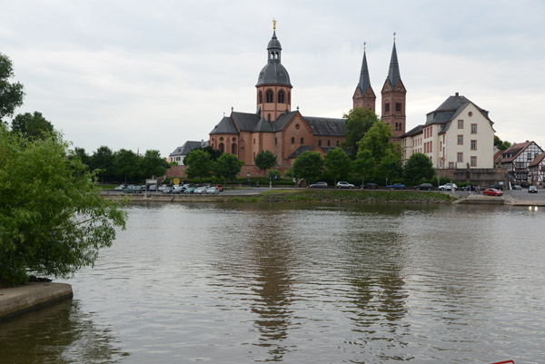 St. Marcellinus und Petrus, Seligenstadt