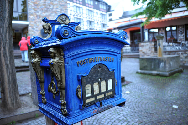 Postbriefkasten - old mailbox, Rdesheim am Rhein
