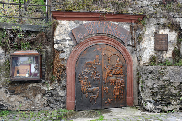 Doktorkeller Wine Cellar built into the hillside, Bernkastel-Kues 
