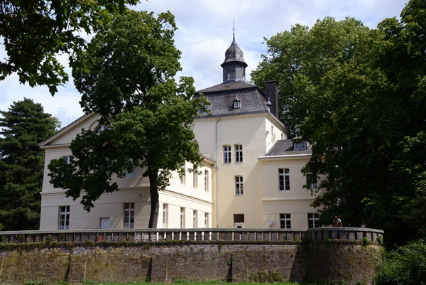 Schloss Eller was built on the site of a medieval Wasserburg 1823-1826