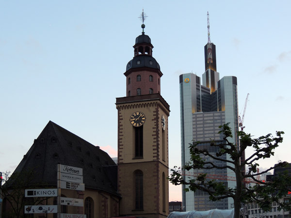 St-Katharinenkirche & Commerzbank Tower, Frankfurt