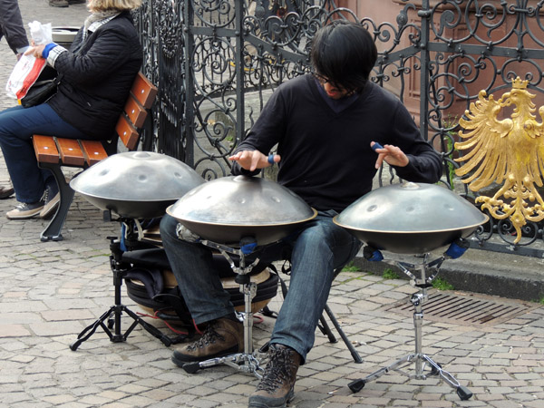Handpan street musican, Rmerberg