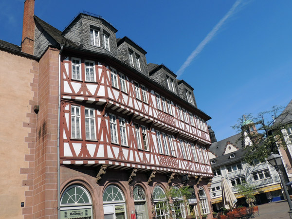 Haus Wertheym, Fahrtor, Frankfurt