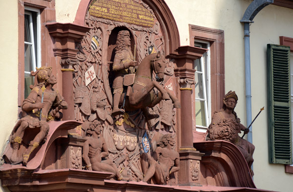 Landgraf flanked by Mars and Minerva, Upper Gate, Homburg Castle
