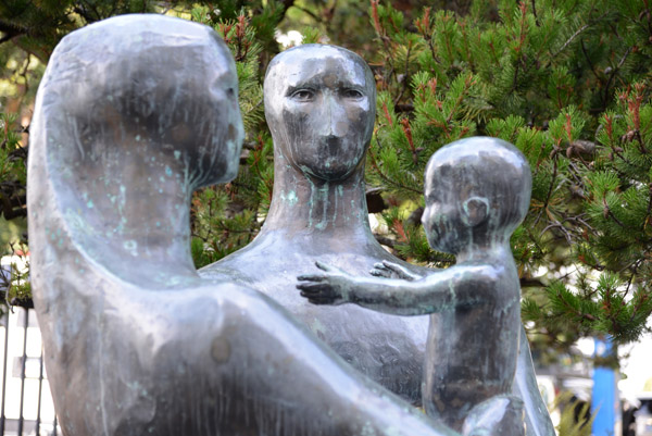 Family sculpture, Royal BC Museum