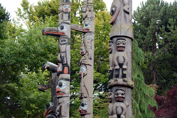 Haida Totem Poles, 1954-1966, Thunderbird Park