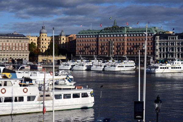 Stockholms tourist cruise fleet, Skeppsbron and Strmkajen