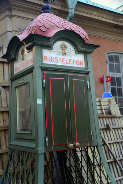Rikstelefon - Swedish phone booth