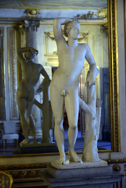 Sculpture in the Pillar Hall, Bernadotte Apartments, Royal Palace