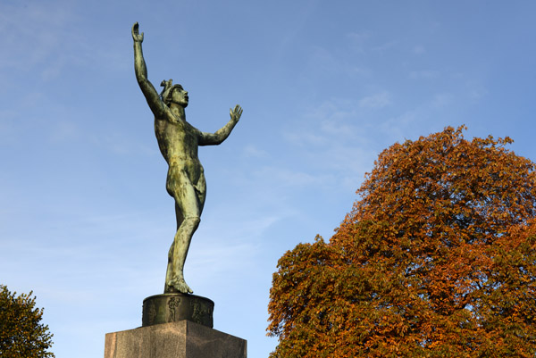 Sun Singer sculpture, Strmparterren, Stockholm