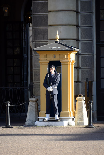 Palace Guard in a sentry box, Yttre borggrden, Stockholm