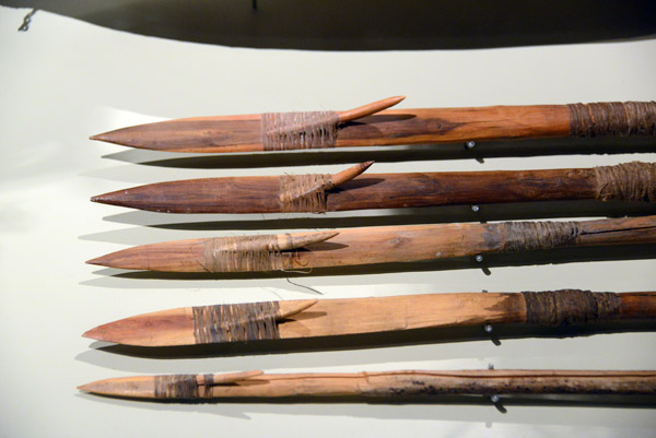 Barbed spears for hunting