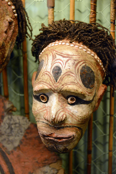 Mask used as house ornament, Lower Sepik River, PNG