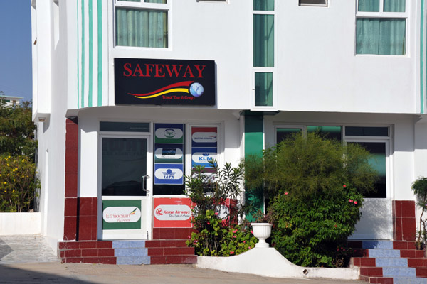 Safeway organized our vehicles and SPU (Special Protection Units) for our tour of Somaliland