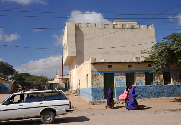 Most of Hargeisa is built on dirt roads