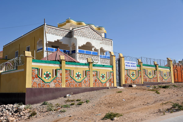 Villa with an artistic wall for rent, Hargeisa