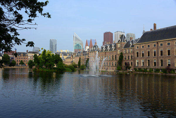 Hofvijver with the Binnenhof, Den Haag